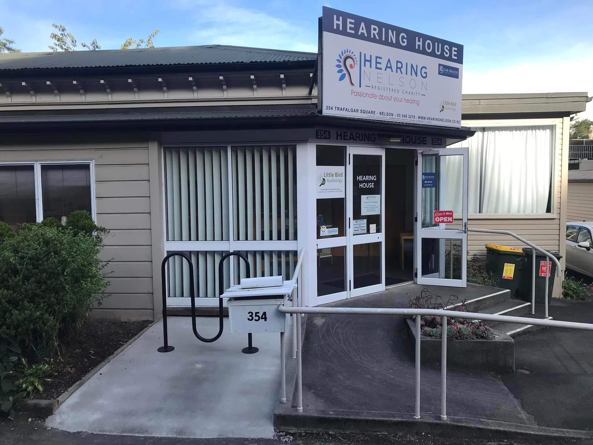 Special donation to the hearing house