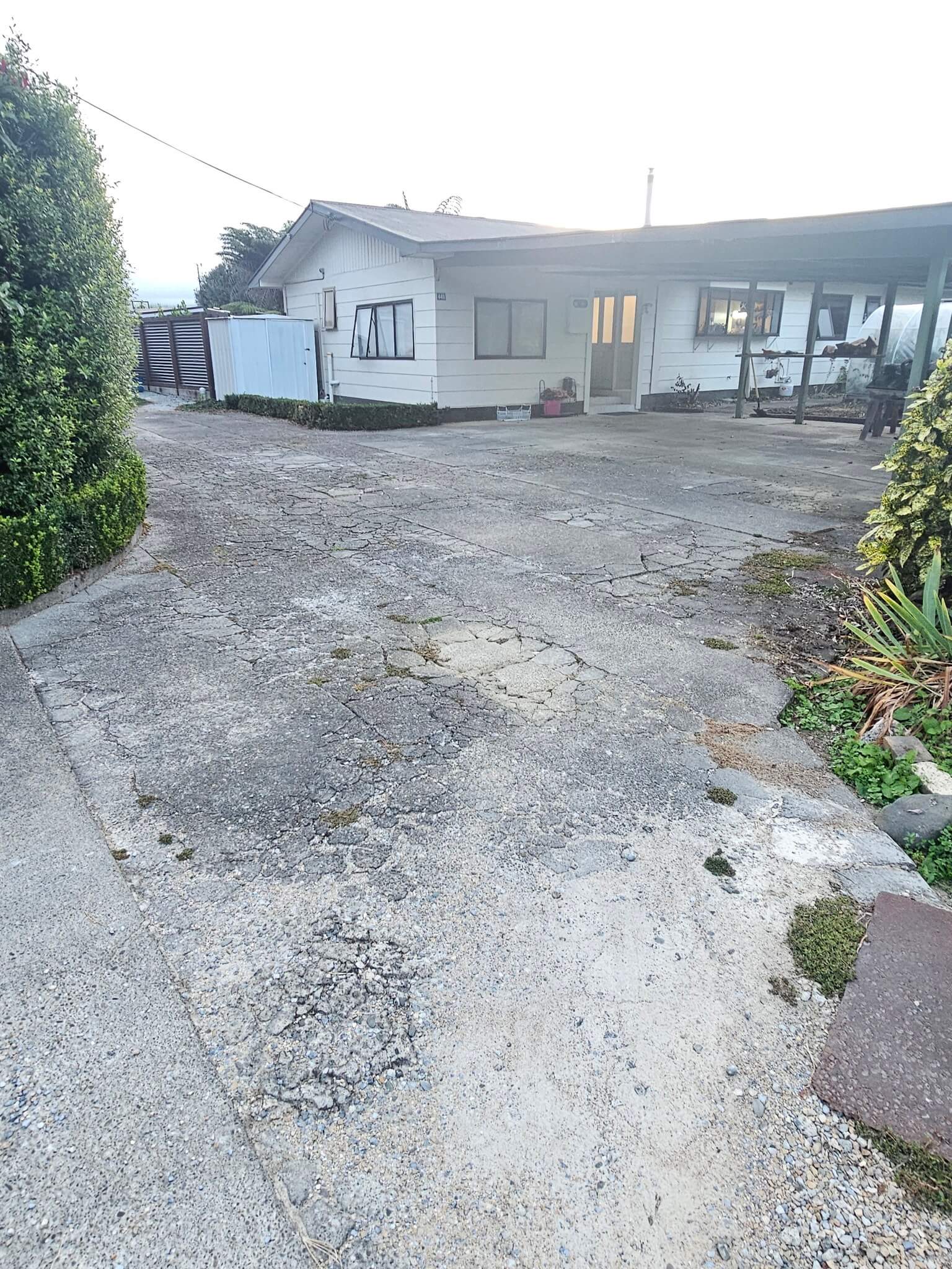 Glenview Road before